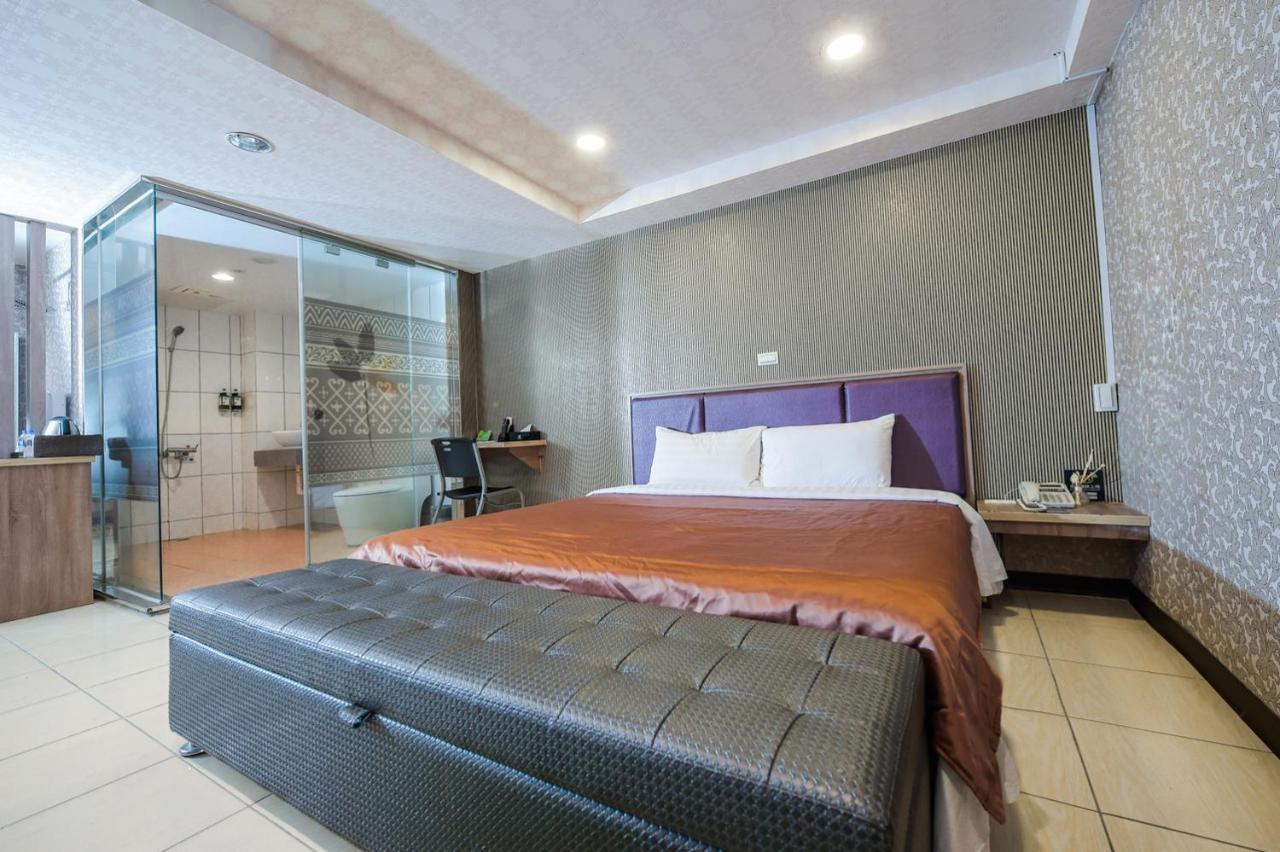 Hosin Hotel Taizhong Zewnętrze zdjęcie