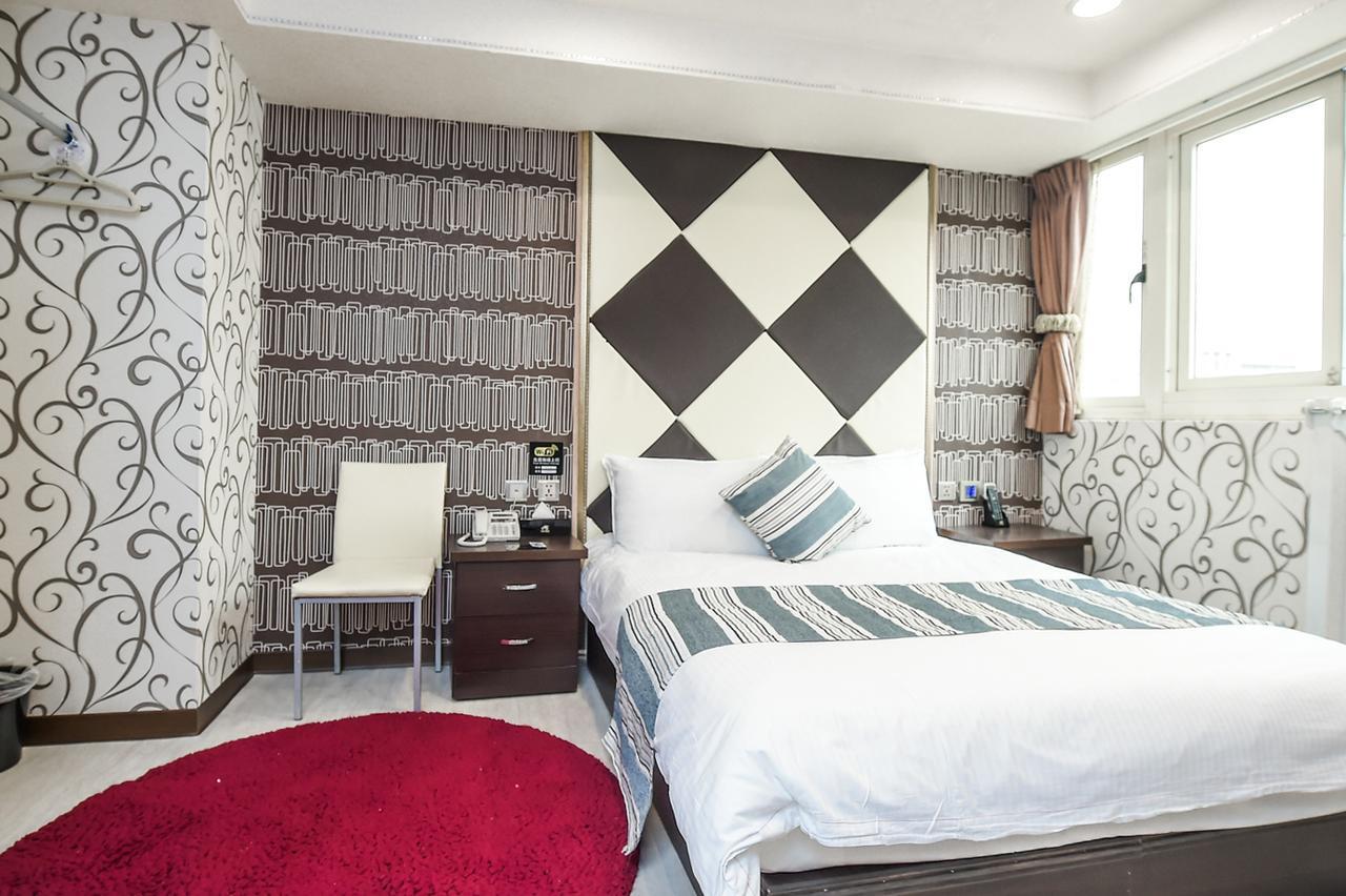 Hosin Hotel Taizhong Zewnętrze zdjęcie
