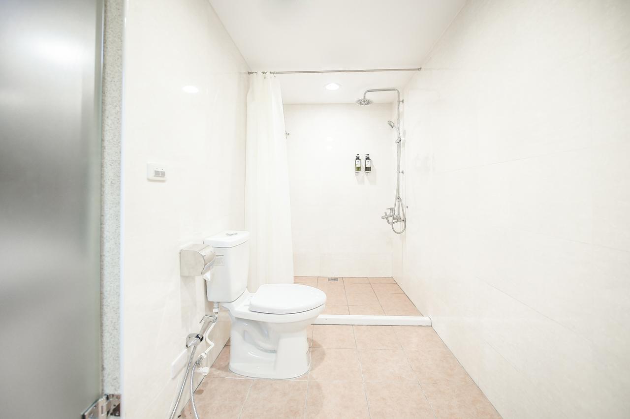 Hosin Hotel Taizhong Zewnętrze zdjęcie